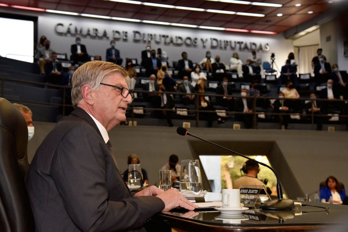 Ziliotto anunció que pondrán en venta 450 terrenos para familias de Santa Rosa y Pico