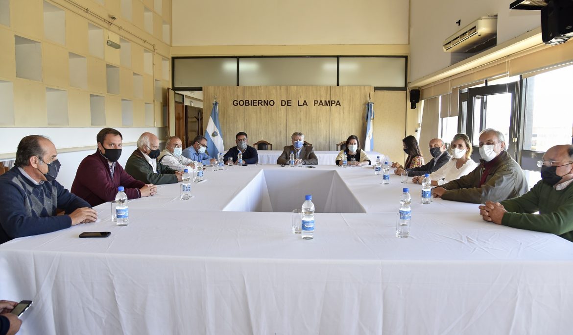 Carbap se reunió con Ziliotto y le reconoció la ayuda crediticia del Estado al campo
