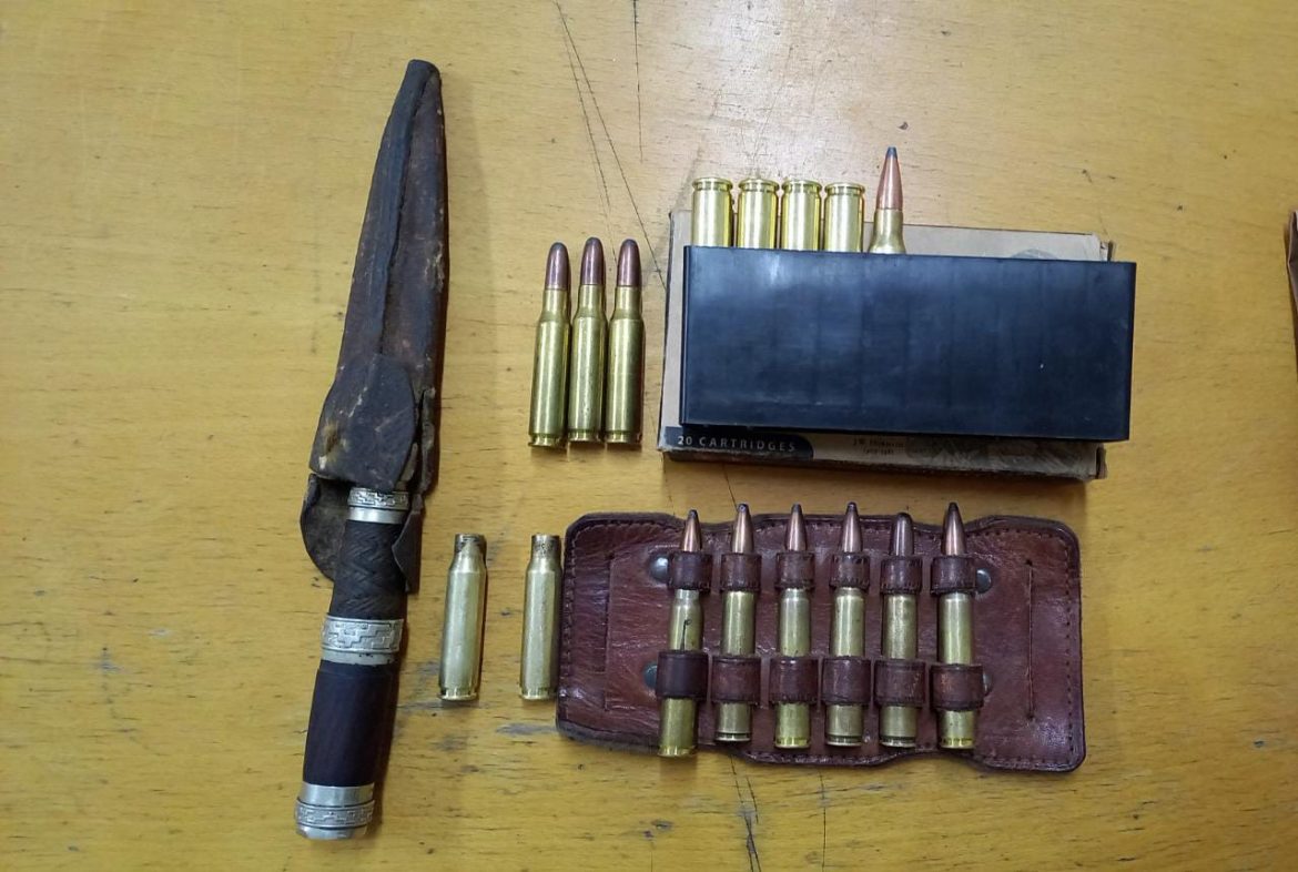 Acha: cuatro cazadores detenidos, secuestro de armas y de un jabalí