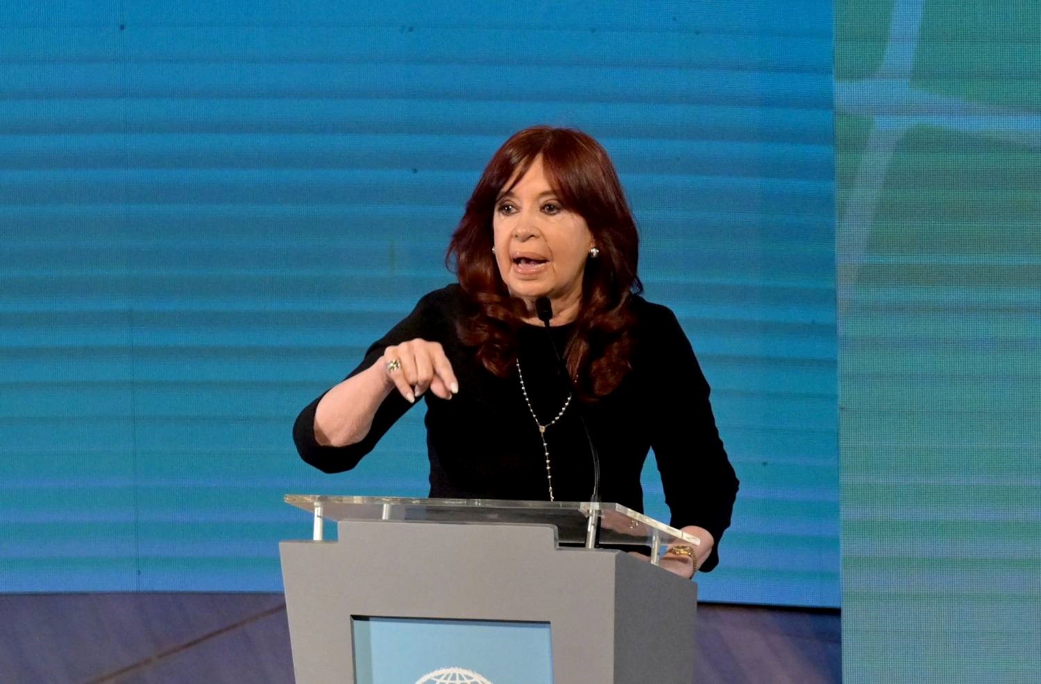 Cristina Fernández: “La renuncia de Guzmán fue un inmenso acto de irresponsabilidad política”