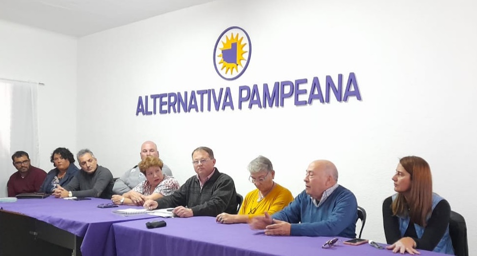 Alternativa Pampeana inauguró su casa en Santa Rosa: “Proponemos renovar el PJ”