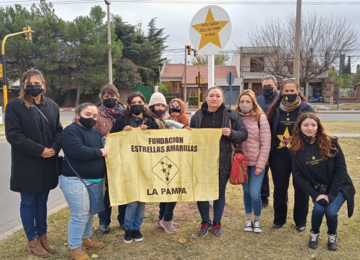 Fundación Estrellas Amarillas colocó cinco nuevas señalizaciones en homenaje a víctimas de siniestros viales