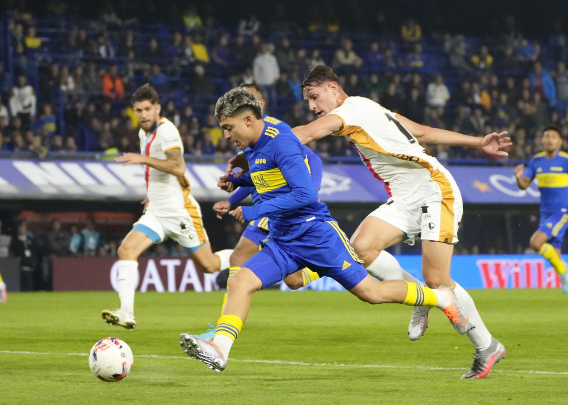 Boca fue contundente en el inicio y derrotó a Arsenal en La Bombonera