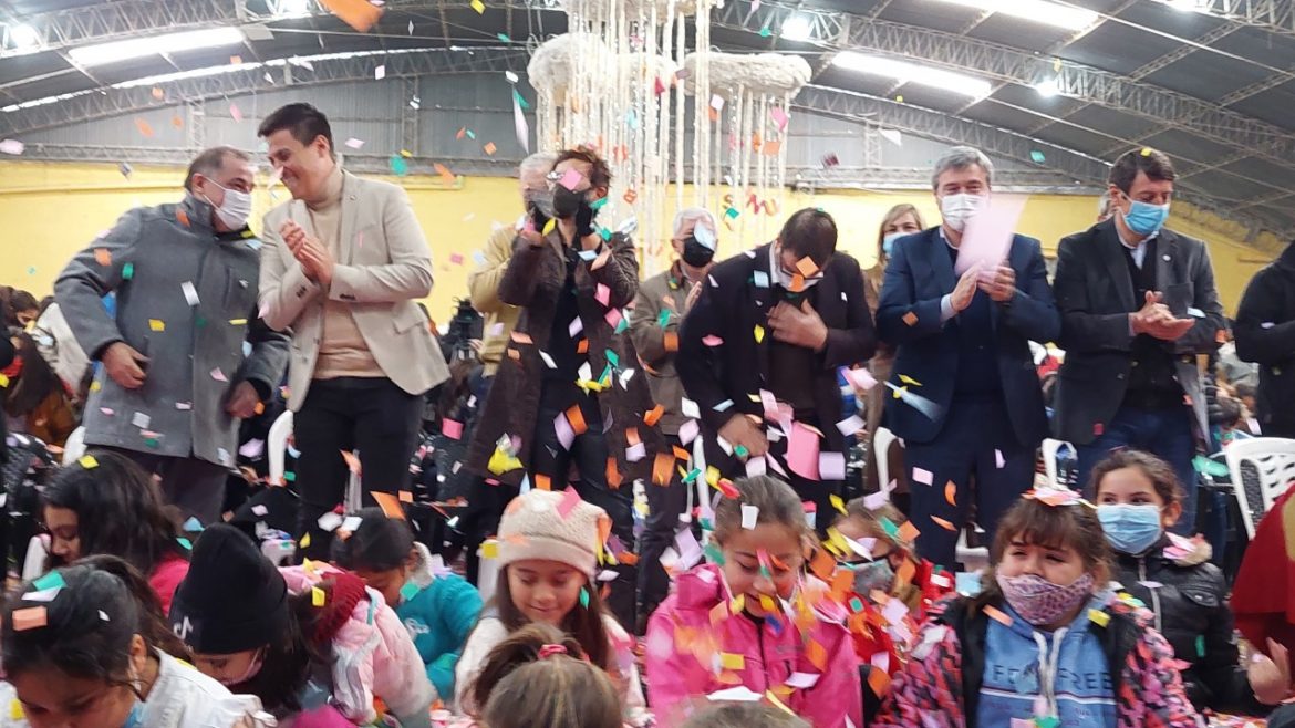 Se inauguró la Feria Provincial del Libro en Telén