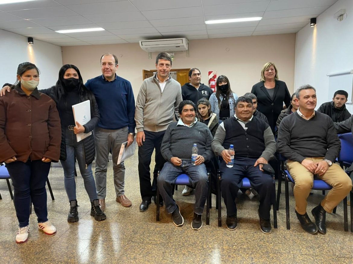 Ladrilleros de Toay conformaron una cooperativa de trabajo