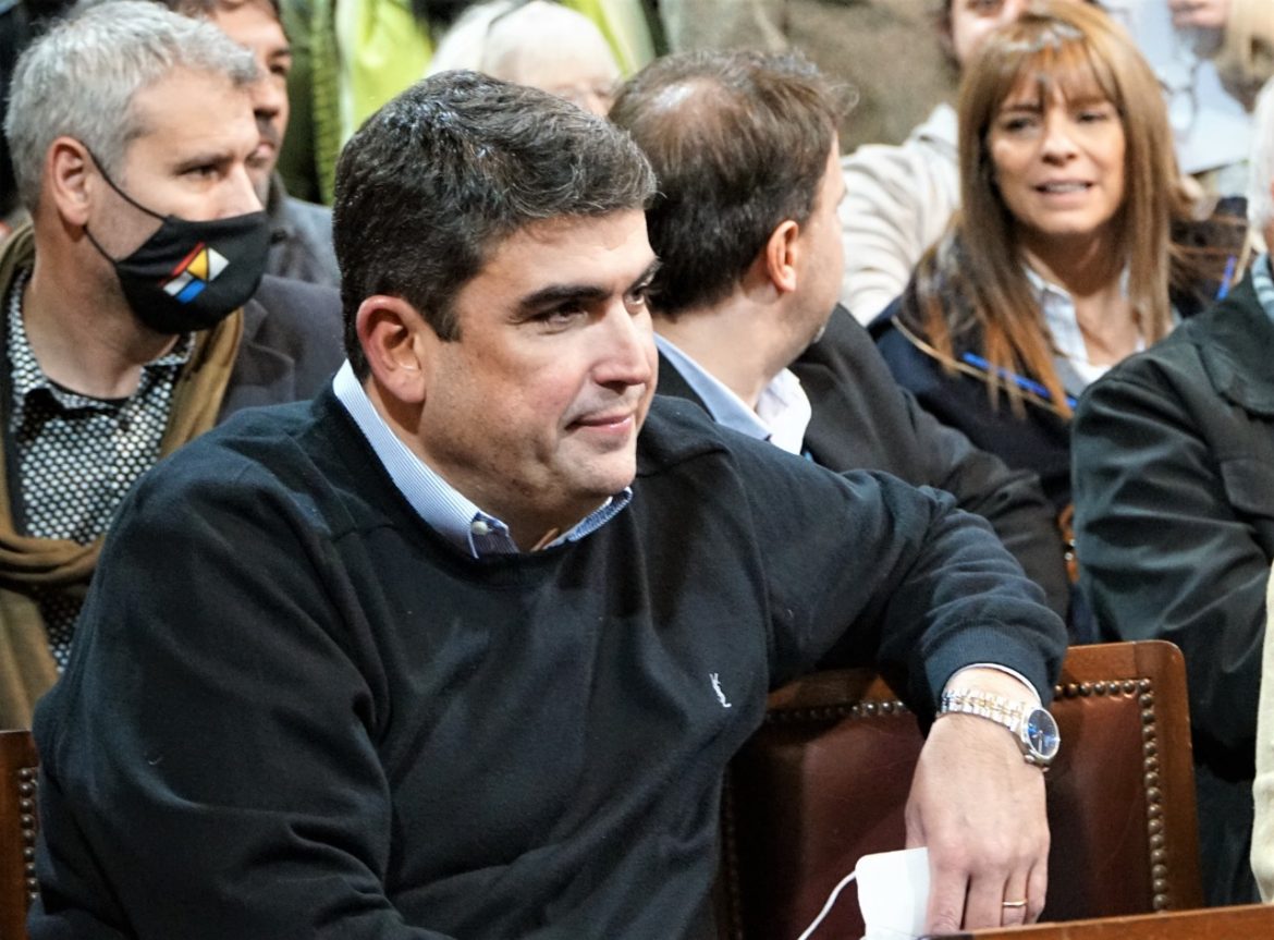 “Garantizar que cada estudiante tenga su computadora es invertir en el futuro de Argentina”