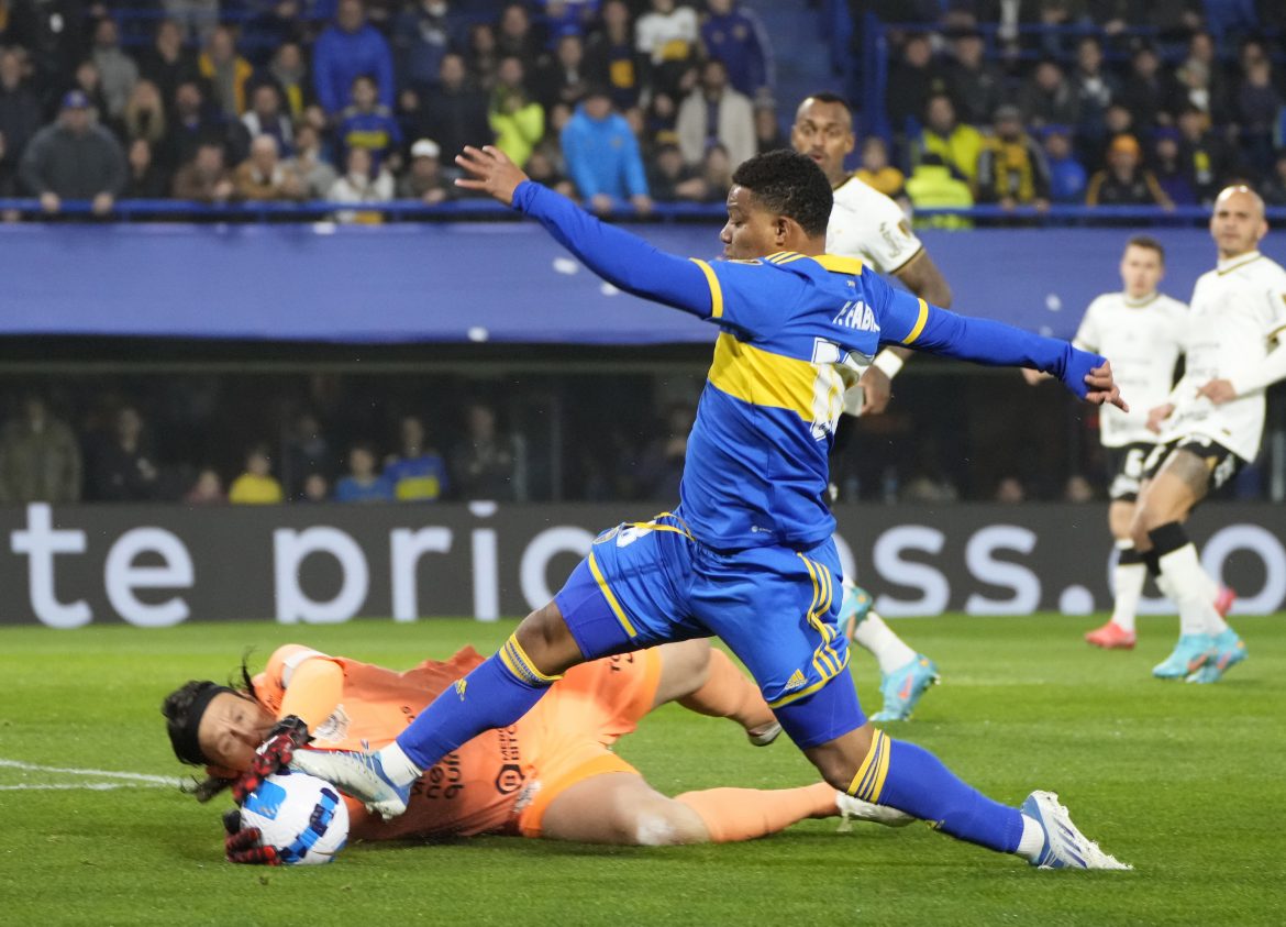 Boca perdió por penales ante Corinthians y quedó eliminado de la Libertadores