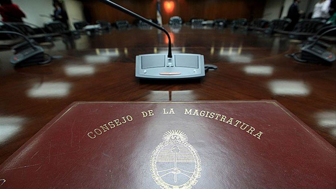 Investigan posible robo de información sobre jueces en oficinas del Consejo de la Magistratura