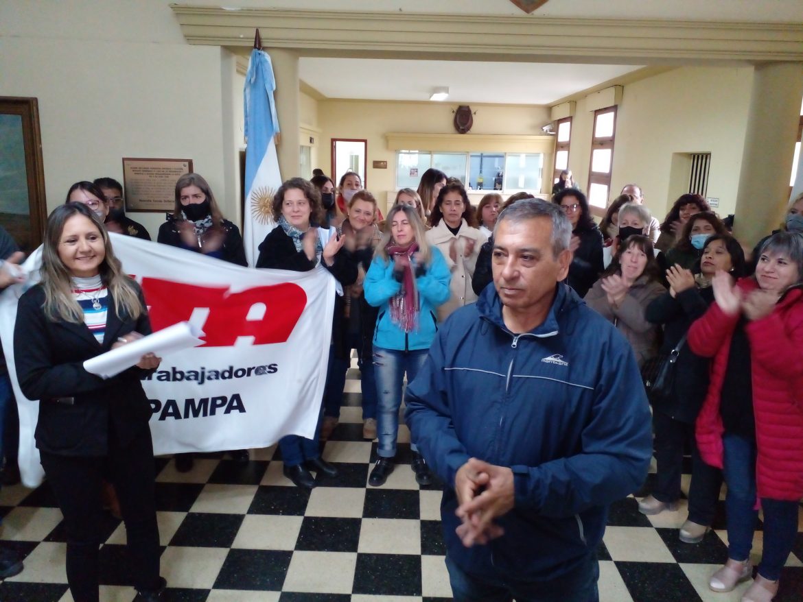 La CTA presentó proyecto para que se les reconozca la antigüedad a 414 municipales explanes Entre Nosotros