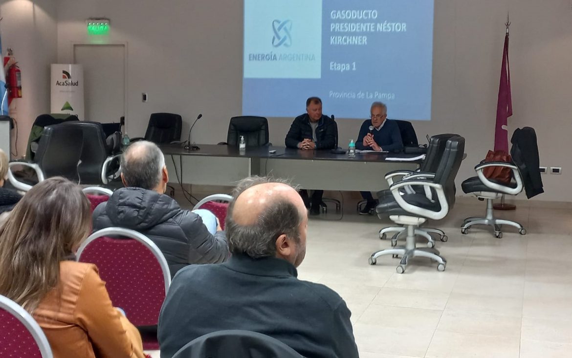 Se desarrolló la audiencia pública por el tramo pampeano del Gasoducto Néstor Kirchner
