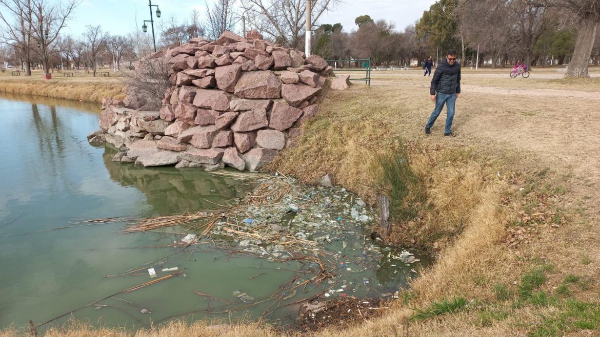 Concejal pide limpieza de la laguna Don Tomás