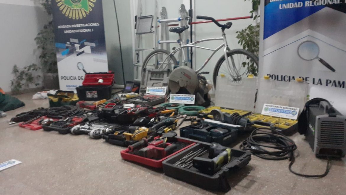 Robaron un utilitario en Santa Rosa con herramientas valuadas en $2 millones y lo vendieron en Macachín