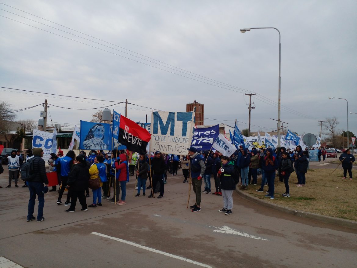 San Cayetano: organizaciones sociales se movilizan en Santa Rosa
