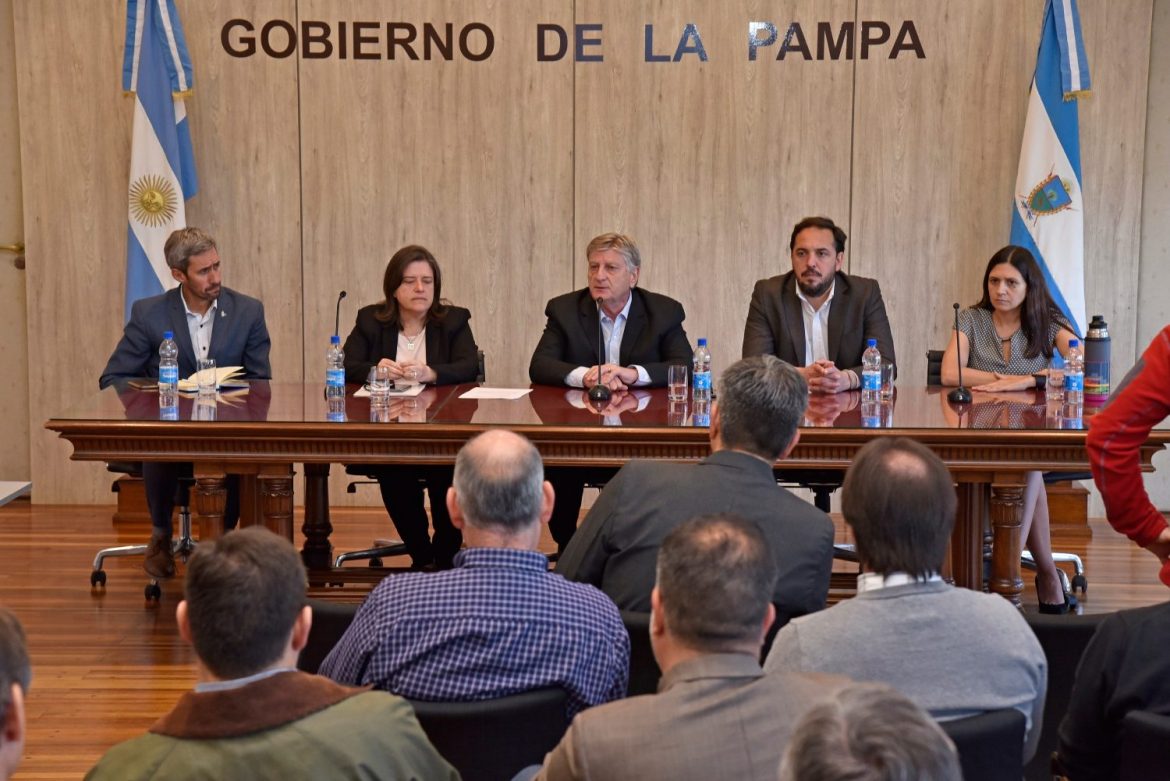 Catorce proyectos de inversión para la explanta Calzar:  “No es un negocio inmobiliario”, dijo Ziliotto