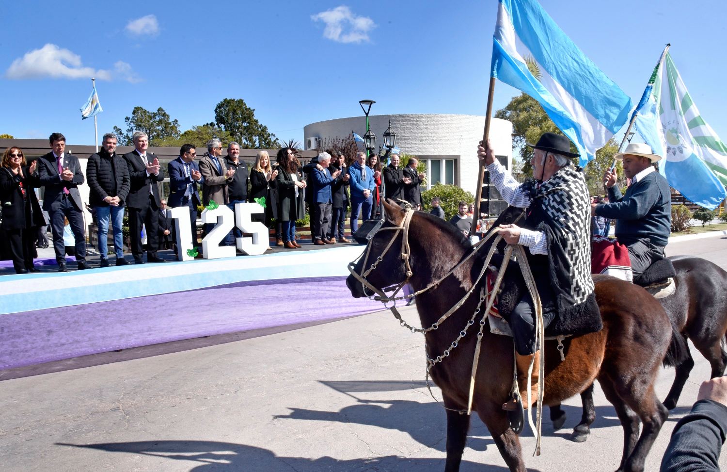 Catriló festejó sus 125 años, con un acto con el ministro nacional Zabaleta y el gobernador Ziliotto
