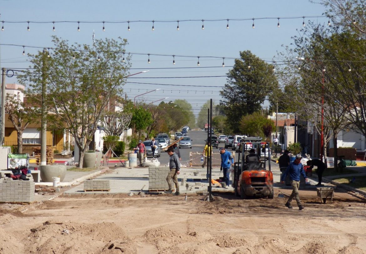 Luiggi llega a los 112 años con obras y proyectos