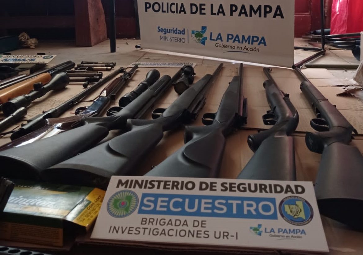 Por un robo millonario en un campo, allanan casas y una armería en Victorica