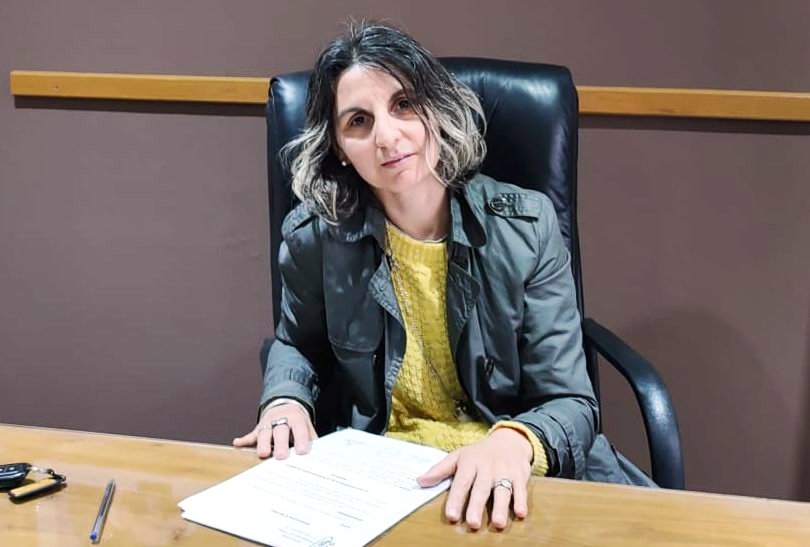 Anelisa Gómez asumió como intendenta en Doblas