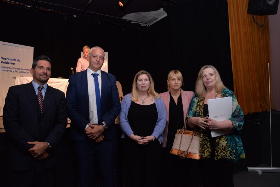 Entregaron legajos a familiares de víctimas del Terrorismo de Estado