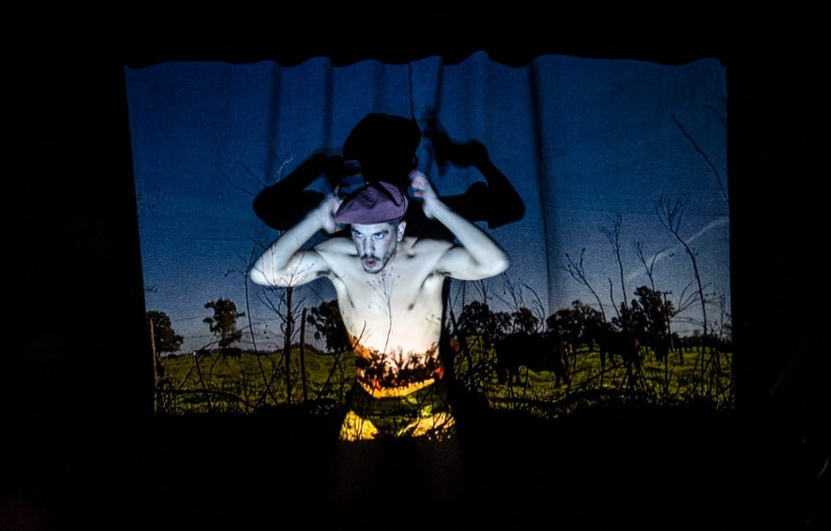 Con la obra “Pampa Húmeda” continúa en la sala Attp el ciclo de teatro 2X1