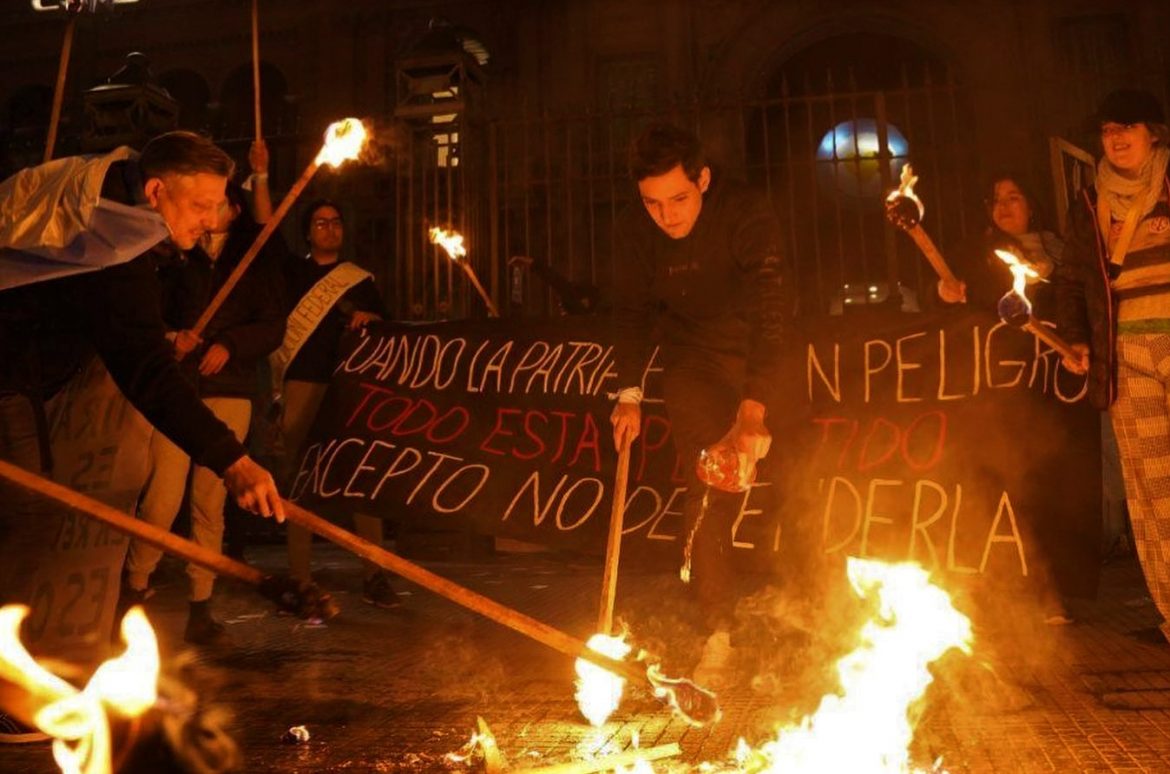 Procesan a un exsoldado que integró Revolución Federal y le prohíben acercarse a Máximo