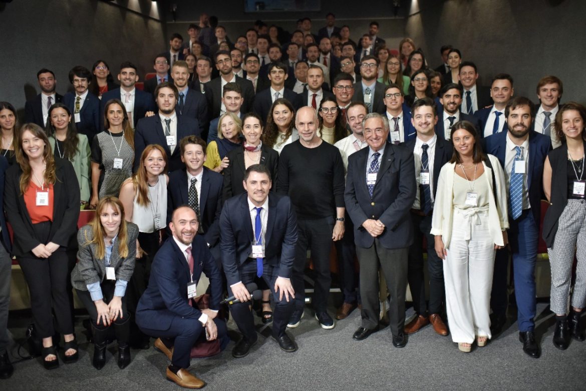 Rodríguez Larreta junto a 72 jóvenes de La Pampa y todo el país