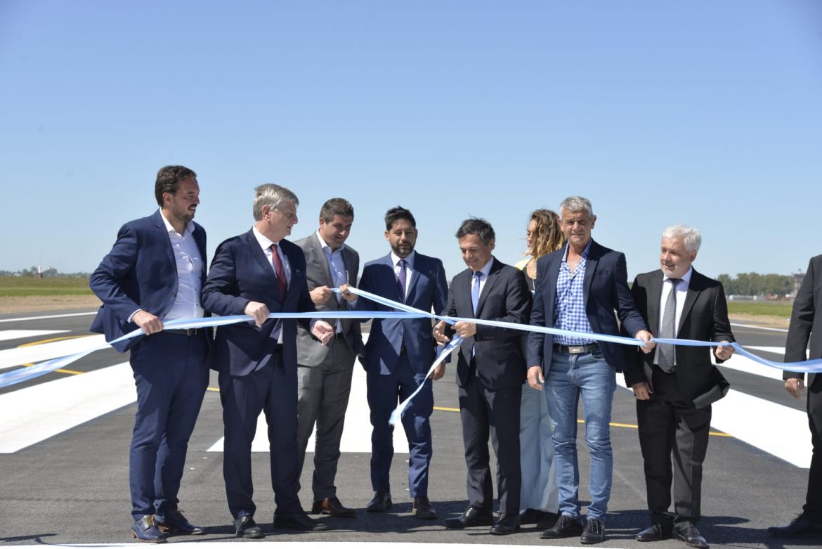 Inauguraron obras y reabrió el aeropuerto de Santa Rosa