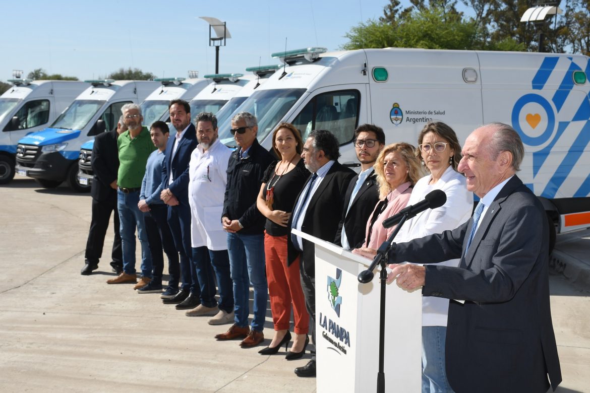 La Pampa adquirió seis ambulancias de traslado y cuidados críticos