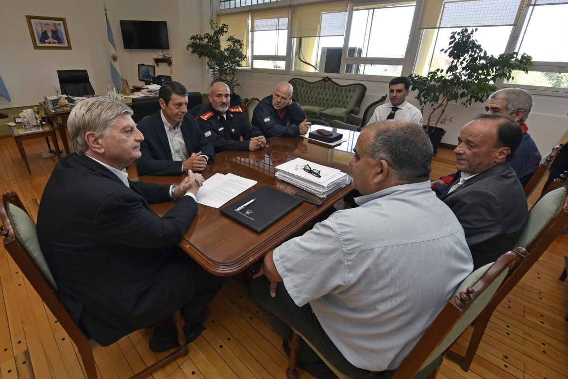 La Provincia financia la construcción del centro de entrenamiento de los bomberos