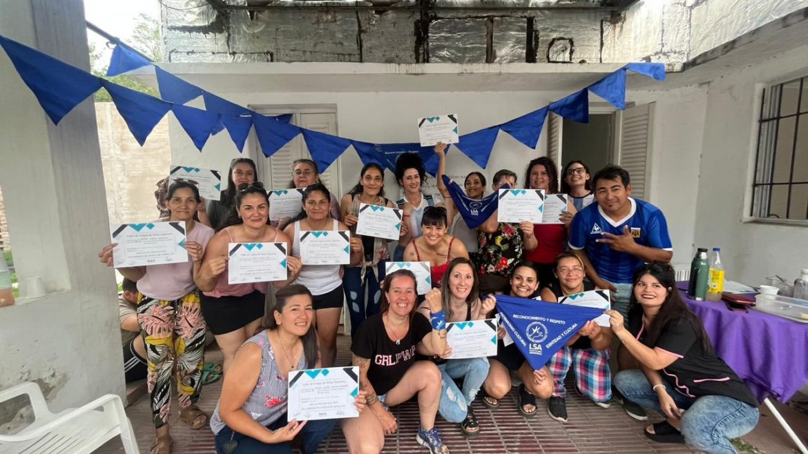 Cien personas pasaron por el taller de lengua de seña en Ruca