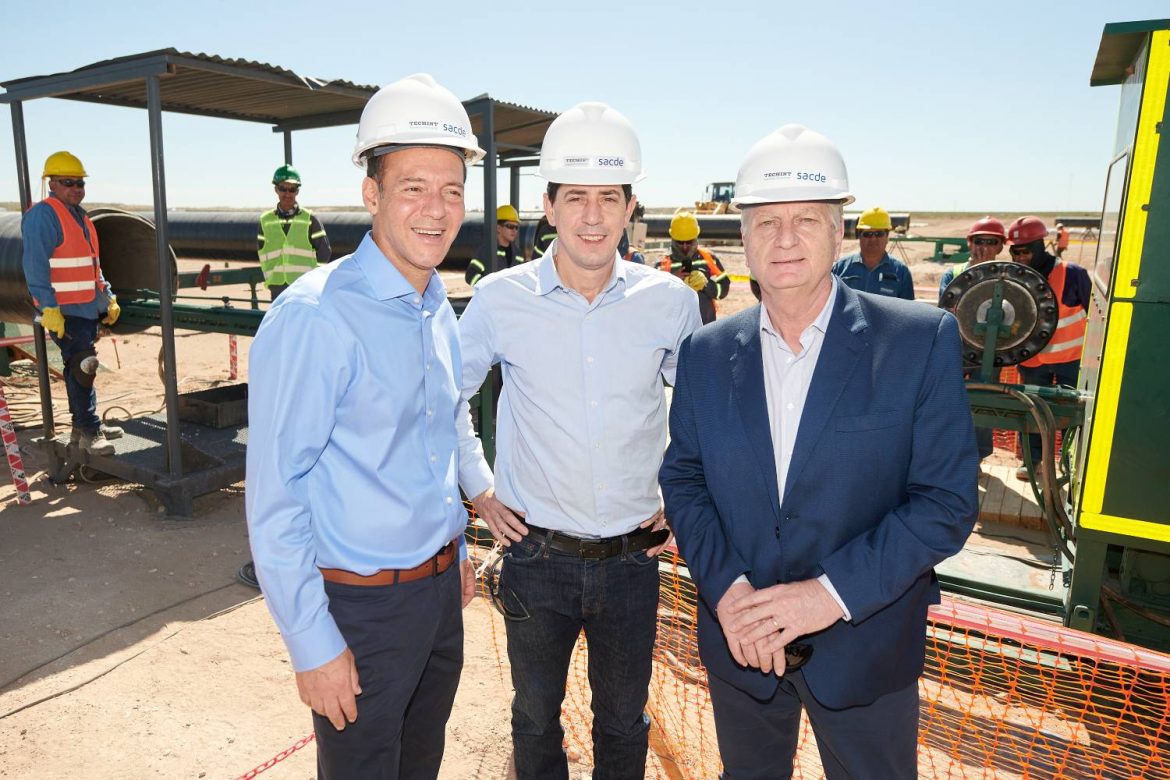 Ziliotto recorrió el Gasoducto Kirchner junto a Wado de Pedro