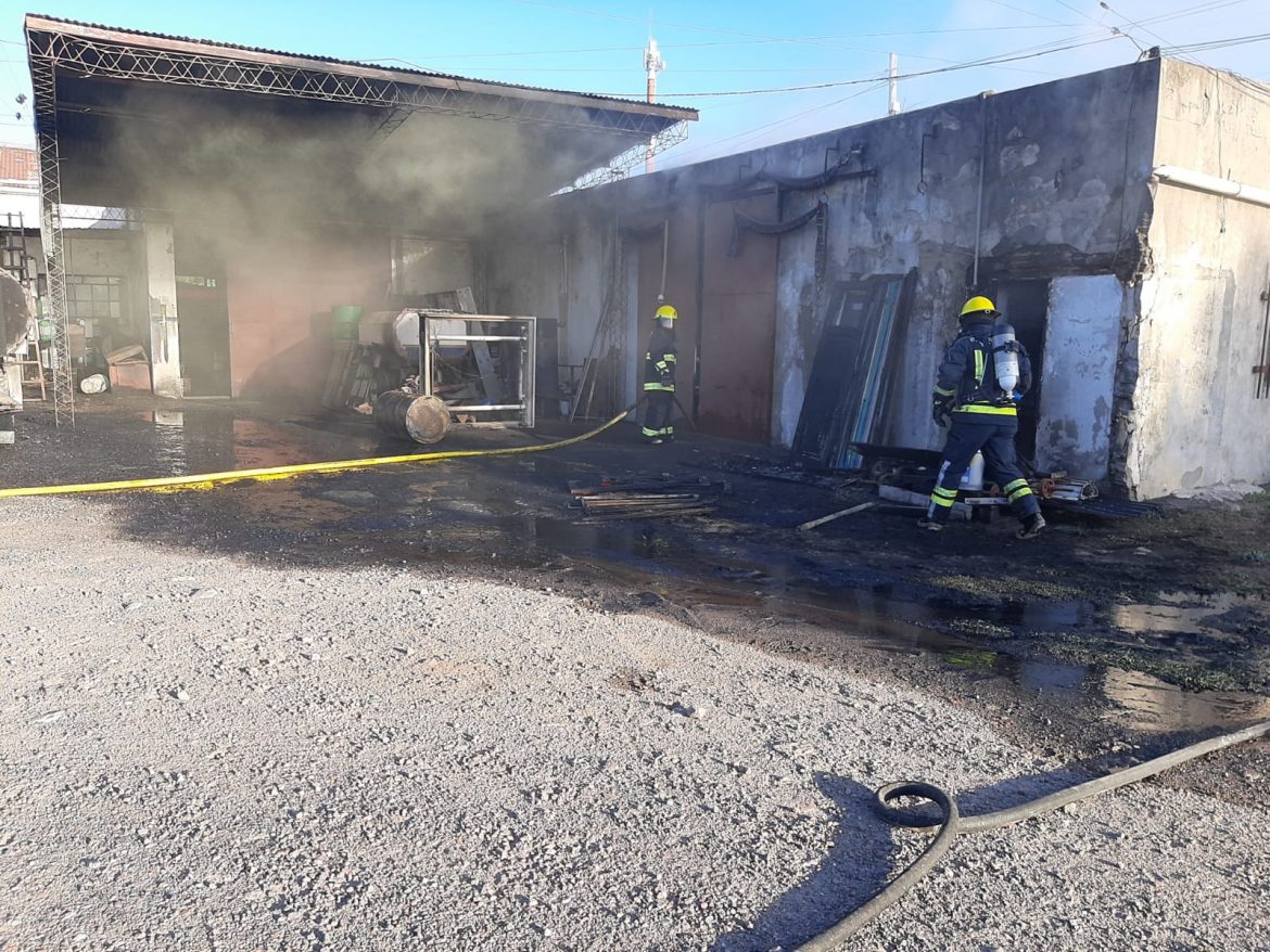 Trasladaron a Río Cuarto al trabajador de Larroudé que sufrió quemaduras por la explosión de un camión cisterna