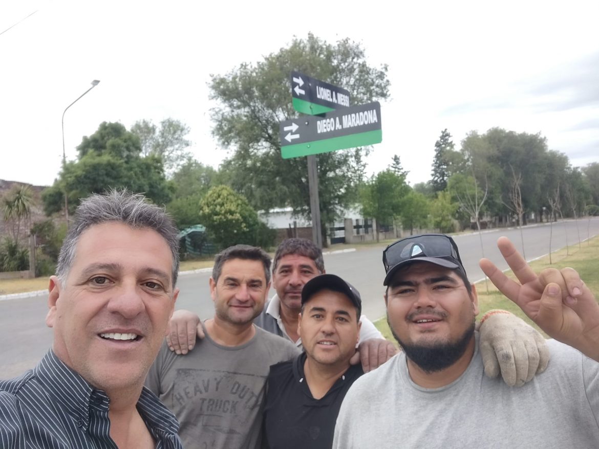 Uriburu ya tiene las calles que se cruzan Messi y Maradona