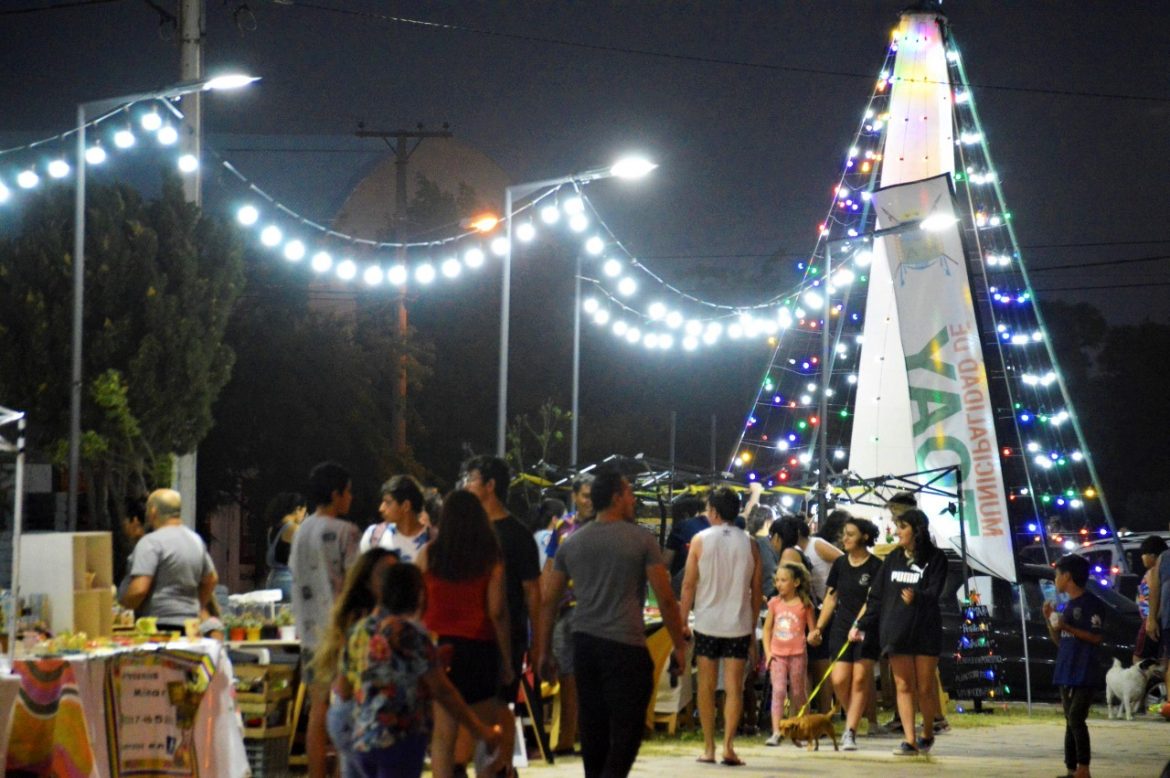 Arrancó la Feria del Regalo, en Toay, con 150 stands