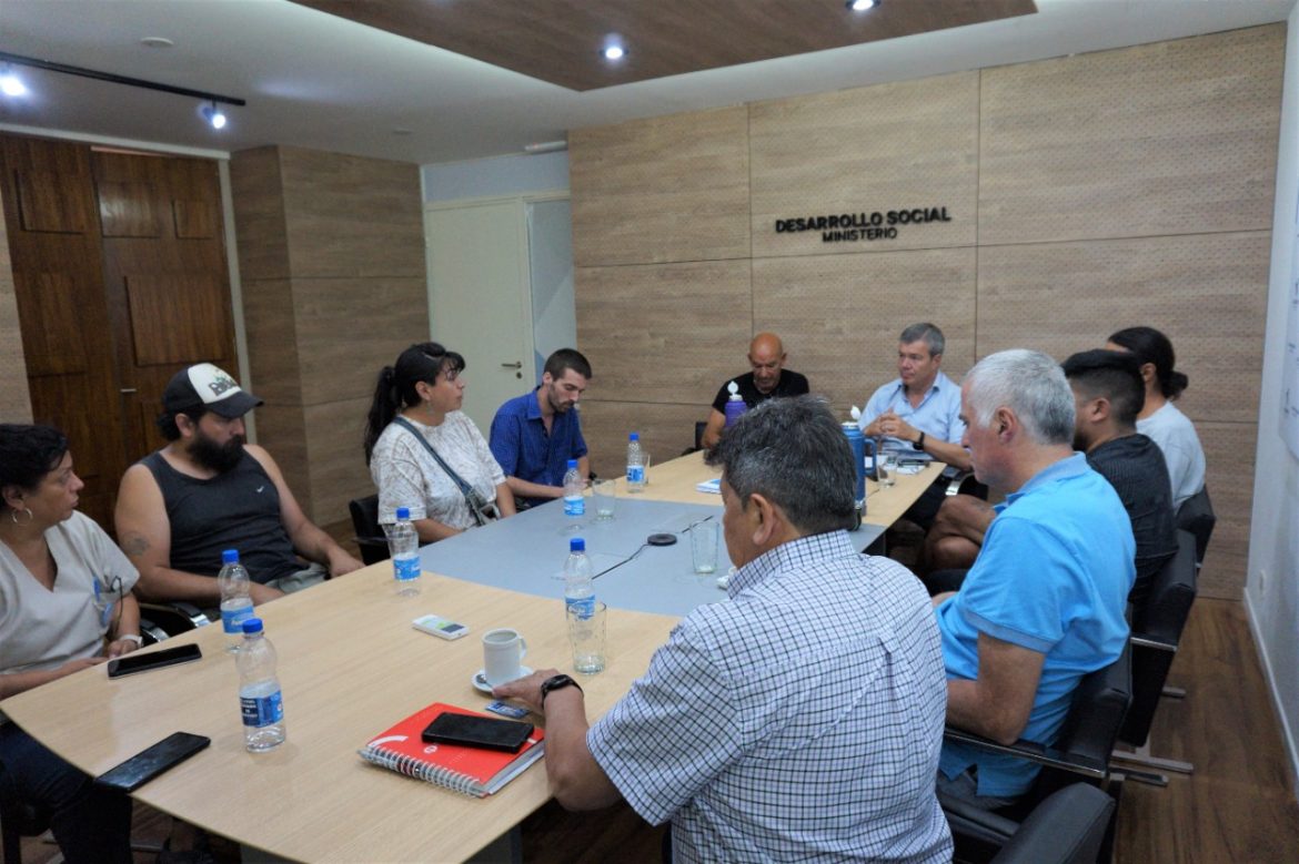 Paritaria Sectorial en Niñez: pasan a planta a 65 contratados