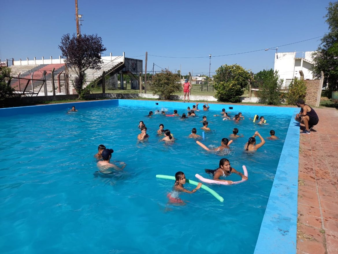 Con unos dos mil asistentes, comienzan las colonias de vacaciones en Santa Rosa