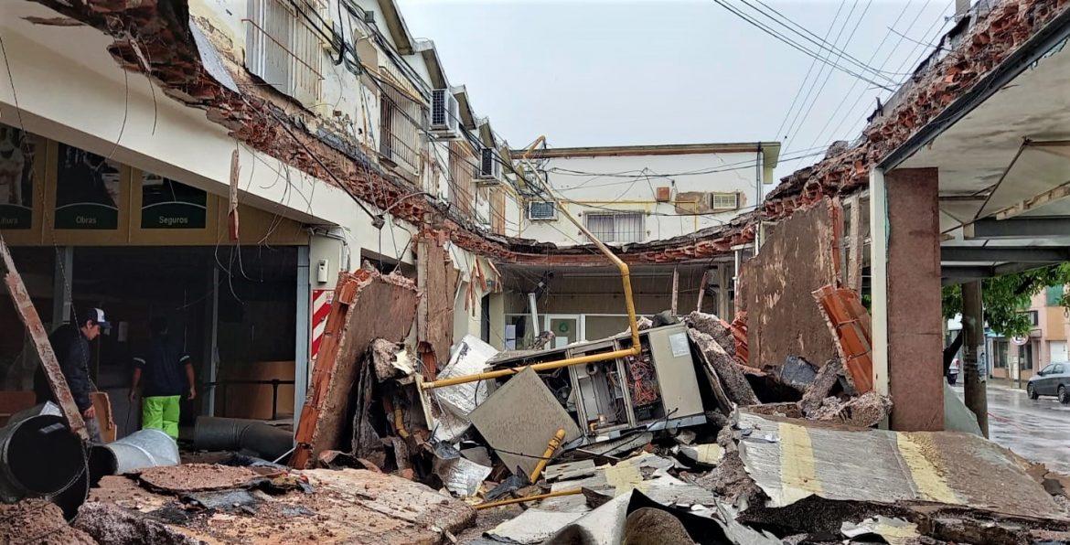 Se derrumbó el techo de la sede central de la CPE