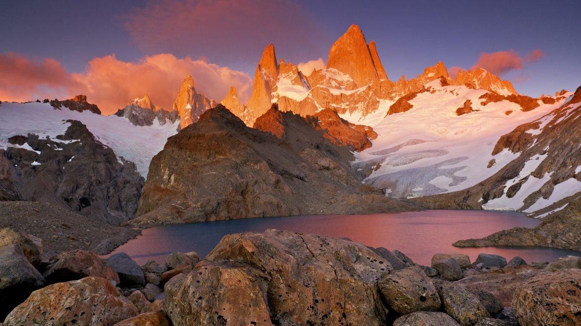 Dan por muertos a los alpinistas españoles sepultados por una avalancha en el Fitz Roy