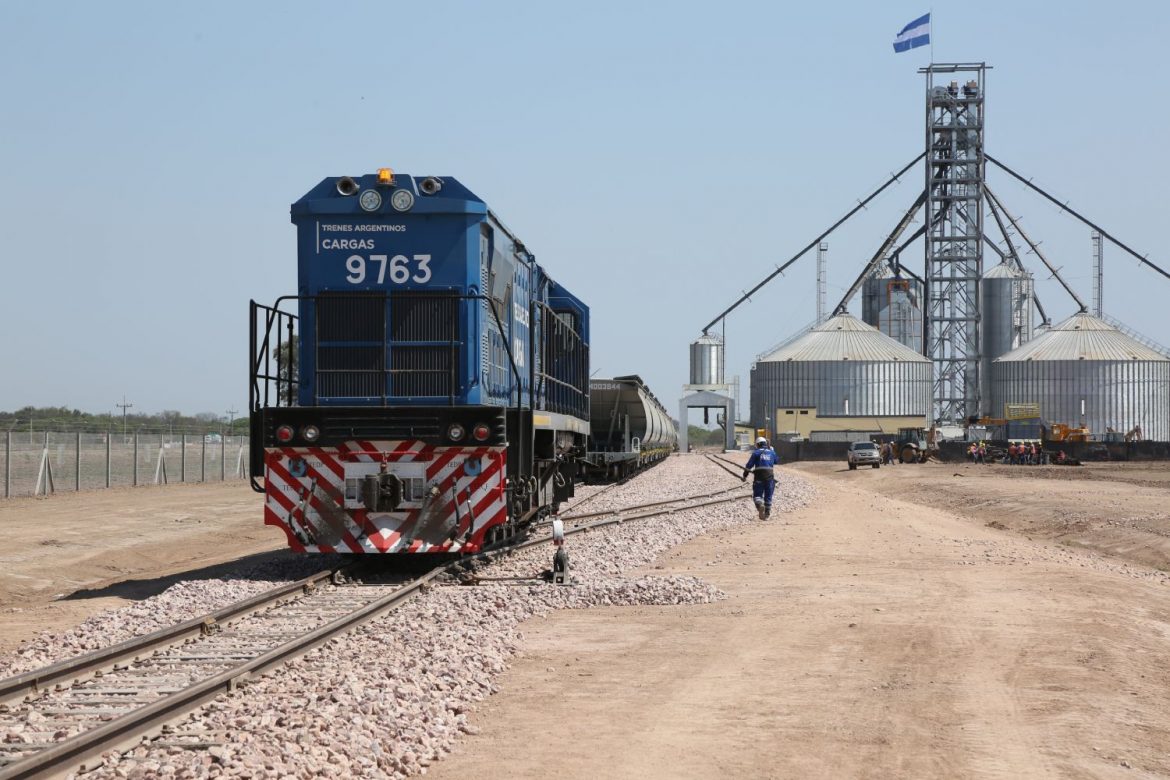 El Tren Norpatagónico sigue avanzando por el sur pampeano