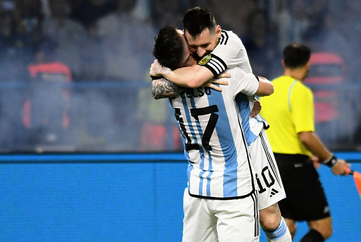 Eliminatorias: Argentina recibe a Paraguay, con Messi que iría al banco