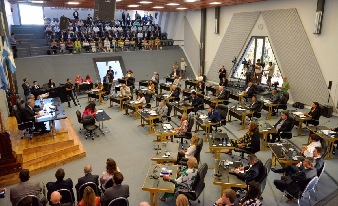 Ziliotto convocó a la Cámara de Diputados a extraordinarias