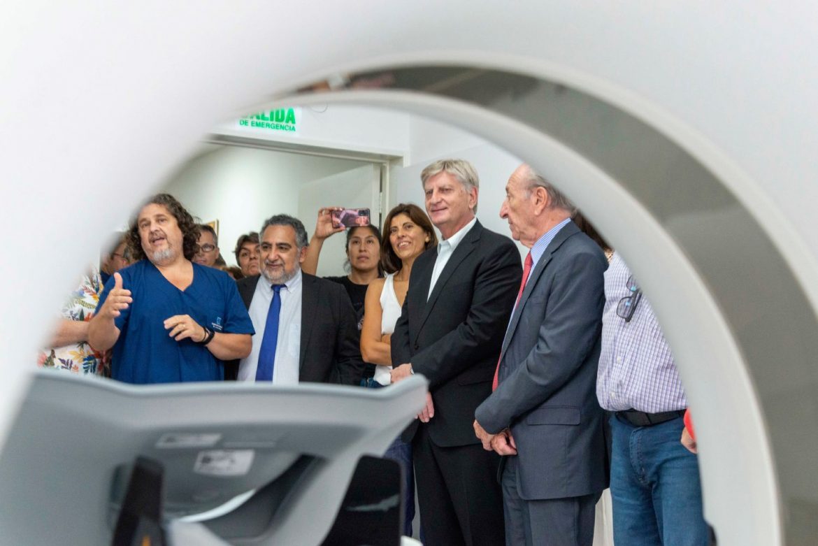 Ziliotto inauguró el tomógrafo en Victorica y anunció la ampliación del hospital