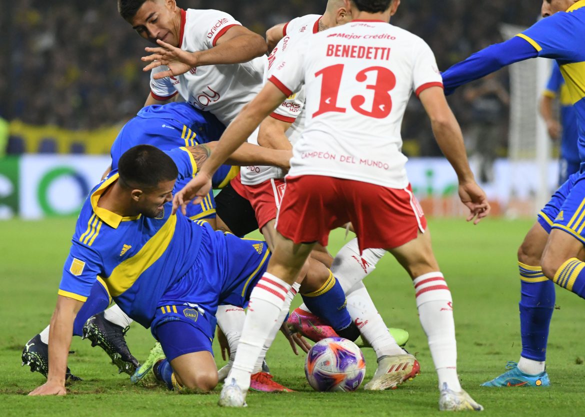 Boca sufre otro golpe en el primer partido de Almirón en La Bombonera