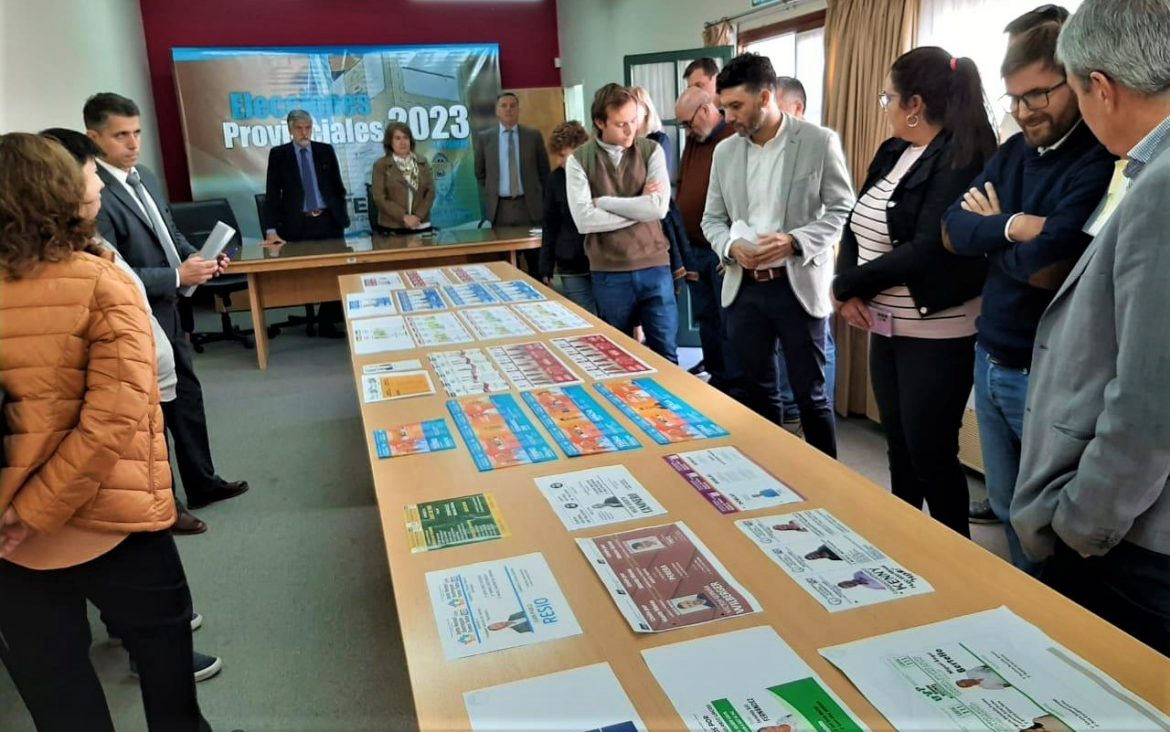 14-M: habrá 925 cargos en disputa