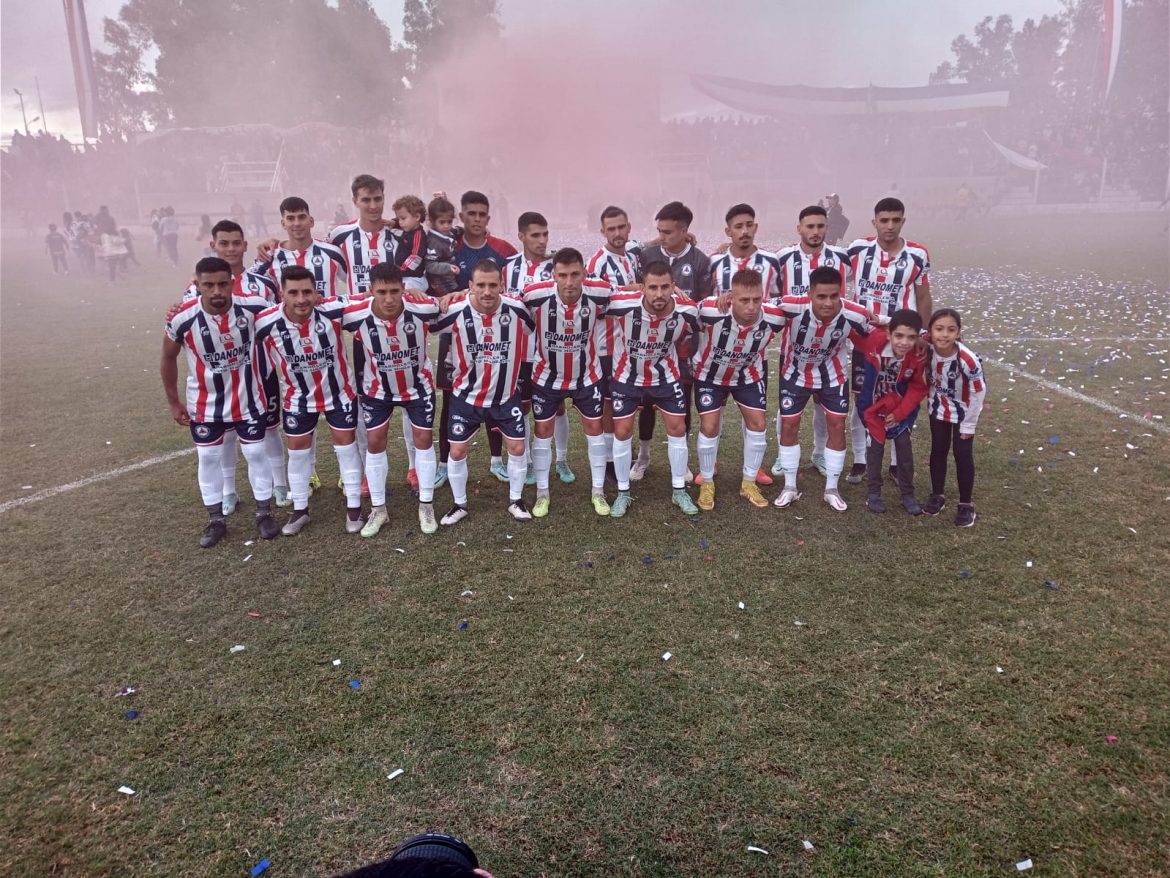 Estudiantil y All Boys igualaron 1 a 1 en la ida de la final del Provincial