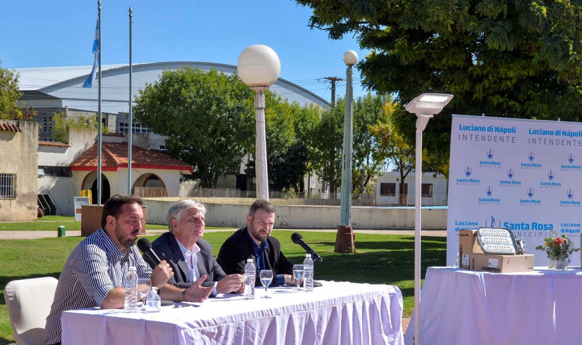 Santa Rosa recibió 1591 lámparas LED