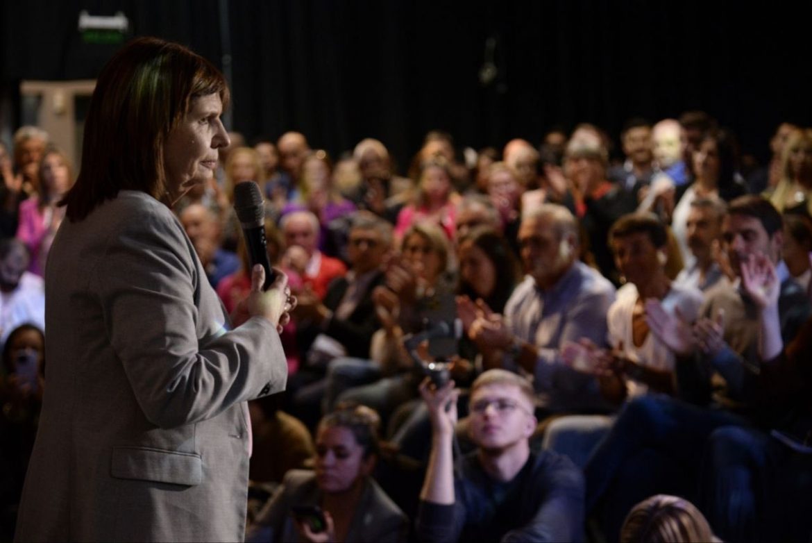 Ahora asesores de Bullrich dicen que las retenciones recién se podrán eliminar en “cinco o seis años”