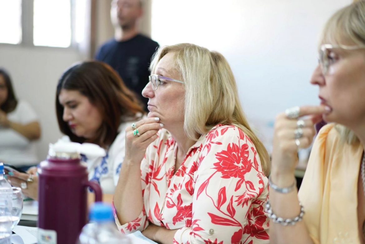 Paritaria: Utelpa reclama aumento para noviembre, diciembre y enero, y avisa que si no hay acuerdo va al paro