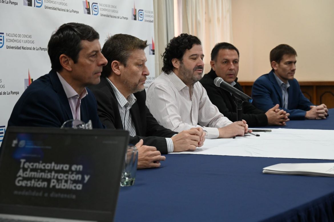 La carrera de la UNLPam que puede estudiarse desde cualquier lugar de La Pampa