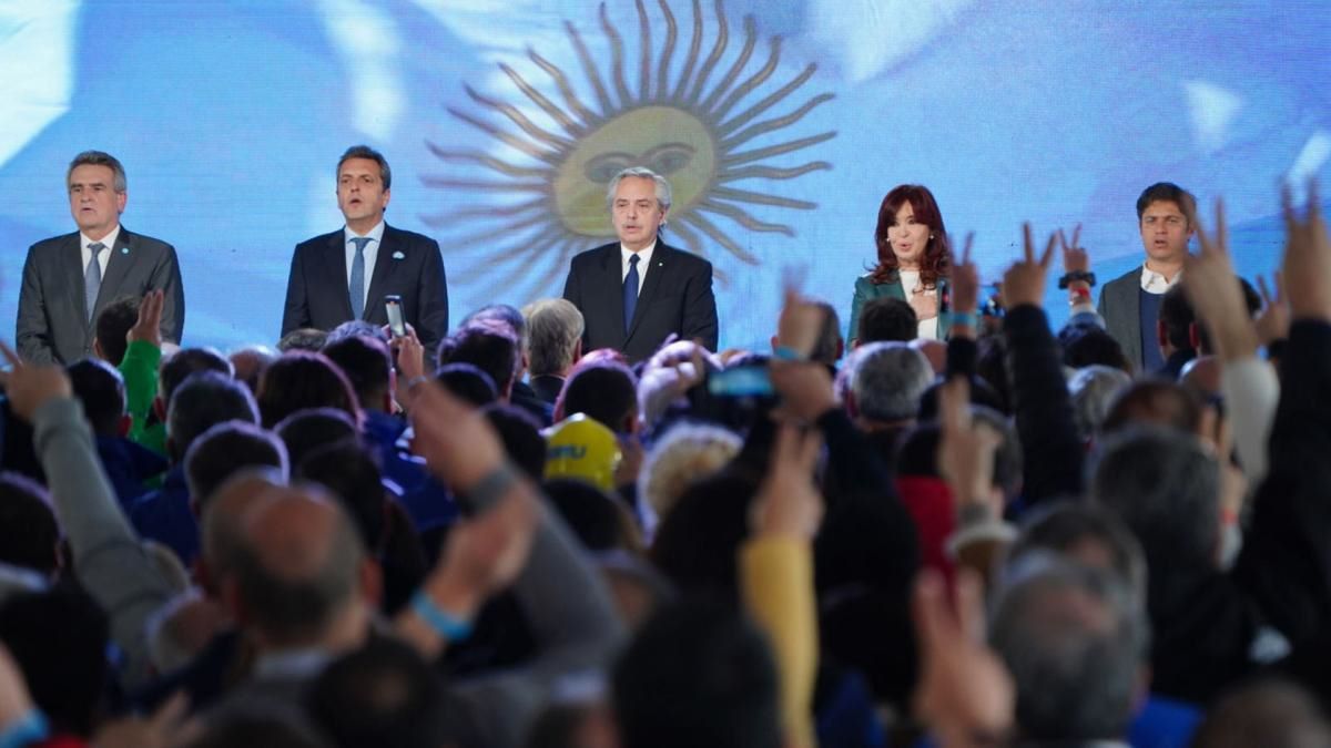 Alberto, Massa, CFK y Ziliotto inauguraron el Gasoducto Kirchner